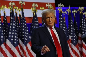 Σε πελάγη ευτυχίας ο ιδιοκτήτης της Washington Post, Τζεφ Μπέζος μετά την εκλογή Τραμπ: "Εξαιρετική πολιτική επιστροφή"