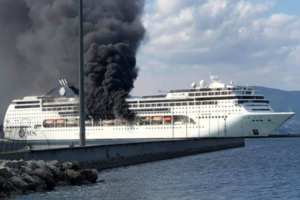 Κέρκυρα: Υπό μερικό έλεγχο η φωτιά στο κρουαζιερόπλοιο - Μαύρισε ο ουρανός από τον καπνό [εικόνες-βίντεο] - εικόνα 2
