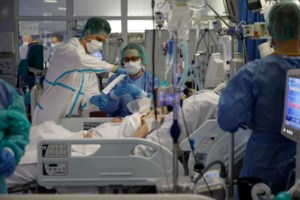 Αχαΐα: Θετικά τεστ και φόβος κρατούν μακριά τους μικρούς μαθητές - Πάνω απο 500 δεν πήγαν σήμερα στο σχολείο