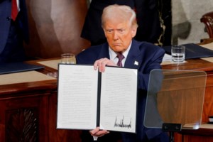 Ανάλυση Politico ενόψει της έκτακτης συνόδου της ΕΕ για την Ουκρανία: "Περιμένοντας μέχρι να πεθάνει ο Τραμπ" - εικόνα 4