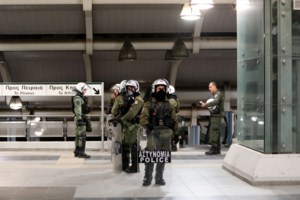 Oλυμπιακός - Αϊντραχτ 1-2: Εχασε στις καθυστερήσεις ένα παιχνίδι που έδειχνε δικό του