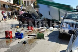 Τροχαίο με 2 νεκρούς στην Κομοτηνή: Νεκρός ο λαθροδιακινητής κι ένας από τους 13 μετανάστες που έπεσαν σε μπλόκο - εικόνα 2