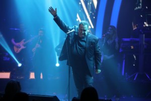 Viral το νέο σκίτσο του Ανδρέα Πετρουλάκη: Ο ξεκαρδιστικός διάλογος Βασίλη Καρρά με Σόιμπλε - "Θες να με ξαναπεθάνεις;" - εικόνα 2