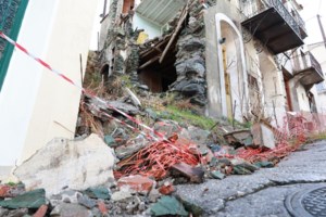 Σε επιφυλακή οι σεισμολόγοι: Τι αποφασίστηκε στην έκτακτη σύσκεψη - Σε ετοιμότητα και η ΕΜΑΚ