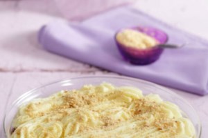 Συνταγή για θεϊκό κέικ με γέμιση μπακλαβά - Αφράτο και πανεύκολο