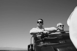 "Έχουμε μήνυμα, έχουμε κίνημα" φώναξε στο Ηράκλειο ο Κασσελάκης- Παγωτό στον δρόμο, selfies και περιποίηση προσώπου