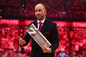 Μπραζντέικις: Το νέο μεταγραφικό απόκτημα του Ολυμπιακού υπόσχεται "την καρδιά και την ψυχή μου για την ομάδα"