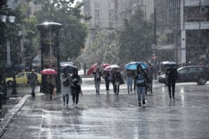 Στο έλεος της κακοκαιρίας η Βόρεια Ελλάδα - Δρόμοι "ποτάμια" και ζημιές από το χαλάζι [Εικόνες-Βίντεο] - εικόνα 7