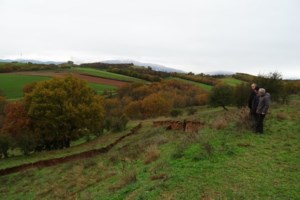 Δεν άντεξε ο δάσκαλος του Δαμασίου: Έβαλε τα κλάματα στο τελευταίο κουδούνι - Κατεδαφίζεται το "πληγωμένο" σχολείο - εικόνα 3