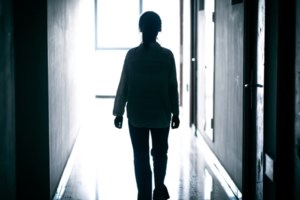 Βύρωνας: Αποκαλύψεις για τη 16χρονη - Οι γονείς είχαν στείλει την Πρόνοια στο σπίτι, αλλά οι ναρκέμποροι δεν σταμάτησαν - εικόνα 2