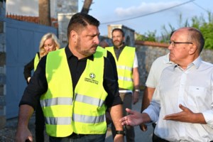 Παρασκήνιο: Στον "πάγο" οι σχέσεις Μητσοτάκη- Χαρδαλιά: Η τιμωρία του Περιφερειάρχη και η αντίδραση - εικόνα 2