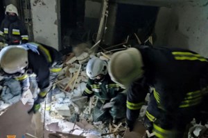 Ουκρανία: Η Ρωσία κατέλαβε διυλιστήριο στην Λισιτσάνσκ - Διαψεύδει το χτύπημα σε πολυκατοικία στην Οδησσό