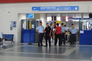 Θεοδόσης Τάσιος σε αρνητές εμβολίων: "Τρομάξτε που να πάρει ο διάολος - Είστε ξενοδόχοι θανάτου"