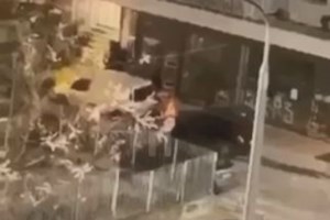 Σφοδροί άνεμοι στην Κρήτη: Έπεσε τζάμι πολυκατοικίας  - Στο νοσοκομείο μια γυναίκα [εικόνες]