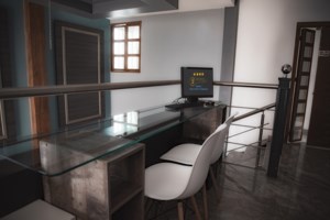 Σάλος με αθεόφοβο ιερέα στην Κρήτη: Της έλεγε ότι ήταν δημοτικός υπάλληλος, αλλά ήταν... παπάς και παντρεμένος