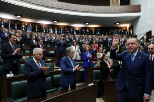 Politico: Η Ελλάδα θέλει να στήσει ακόμη 80 χιλιόμετρα φράχτη στον Έβρο - Ζητά κονδύλια της ΕΕ - εικόνα 2