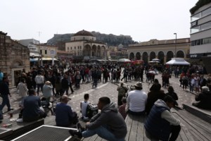 "Βόμβα" Καπραβέλου για έξαρση κρουσμάτων: Να μην ανοίξουν τα σχολεία τη Δευτέρα - εικόνα 2