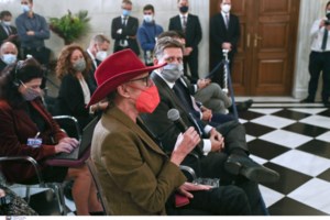 Επεισόδιο Μητσοτάκη με Ολλανδή δημοσιογράφο: Τι έγραψε η Beugel μετά τον καυγά στο Twitter - Ολος ο διάλογος στο Μαξίμου - εικόνα 7