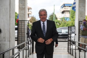 Αβραμόπουλος: Η εντολή της Κομισιόν δεν είναι για έρευνα αλλά για διερεύνηση - Σκοπιμότητες πίσω από ιταλικό δημοσίευμα