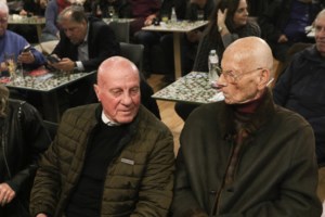 Μίμης Δομάζος: "Έβλεπες έναν άνθρωπο που κατέρρεε και έλεγε "όχι, είμαι μια χαρά", λέει ο γιατρός που τον βοήθησε - εικόνα 2