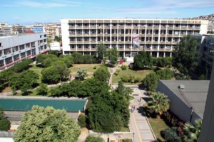 Πυρκαγιά σε εγκαταλελειμμένο κτίριο στο Αιγάλεω