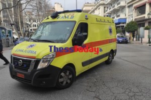 Απίστευτο τροχαίο στη Ζάκυνθο: Η μπάρα καρφώθηκε και διαπέρασε το ΙΧ- Οι επιβάτες σώθηκαν από θαύμα - εικόνα 2