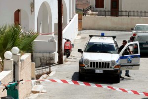 Θεσσαλονίκη: Ο 59χρονος σκότωσε τη μητέρα του χτυπώντας την στο κεφάλι με μανία - Τα πρώτα ιατροδικαστικά ευρήματα