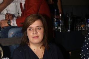 Γωγώ Τσαμπά: Κατηγορείται για διατάραξη κοινής ησυχίας - Τραγούδησε σε σχολική γιορτή και κατέληξε στο αυτόφωρο