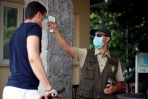 Κορονοϊός: Στους 27.133 οι νεκροί στην Ισπανία - Στα 240.660 τα κρούσματα - εικόνα 2