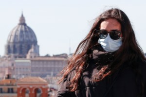 Εξαπλώνεται ο κοροναϊός: Πρώτος νεκρός στις ΗΠΑ - Στους 29 τα θύματα στην Ιταλία