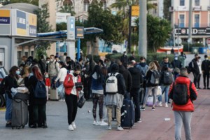 Κορονoϊός: Νέο σοκ με 20 νεκρούς μέσα σε λίγες ώρες - Οι 8 από Θεσσαλονίκη και Σέρρες - εικόνα 3