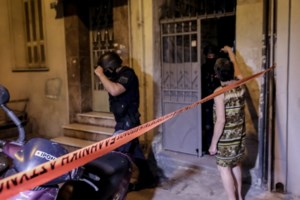 Πετράλωνα: Συγκέντρωση διαμαρτυρίας κατά της έμφυλης βίας [Εικόνες] - εικόνα 2