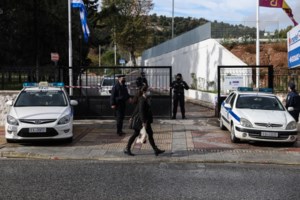 Ένταση με αντιεξουσιαστές στο Σύνταγμα - Εννιά προσαγωγές [Εικόνες] - εικόνα 5