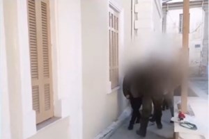 Φλώρινα: Προθεσμία για να απολογηθεί πήρε ο 54χρονος με το οπλοστάσιο στο σπίτι του - Δηλώνει συλλέκτης