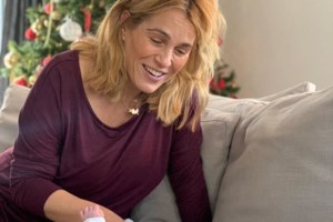 Τζένη Μπότση: Οι  πρώτες λέξεις της κόρης της λύγισαν και τη διάσημη νονά της