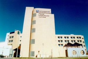 Ατύχημα στη Λάρισα:  "Τα είδα όλα", λέει η ακτινολόγος που έπεσε πόρτα του νοσοκομείου πάνω της