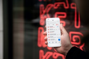 Λόρι Λάφλιν: Φυλάκιση 5 μηνών στο σύζυγό της - Πλήρωσαν για να μπουν τα παιδιά τους στο πανεπιστήμιο