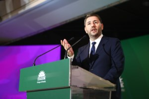 Ανδρουλάκης στο TheTOC για τις υποκλοπές: Δεν καλώ τους βουλευτές της ΝΔ σε αποστασία κατά του Μητσοτάκη