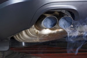 ΕΕ: Τέλος από το 2035 η πώληση νέων βενζινοκίνητων, πετρελαιοκίνητων και υβριδικών αυτοκινήτων