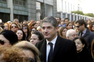 Αρνείται τα πάντα ο δικηγόρος Λύτρα: Δεν υπάρχει κανένα απειλητικό μήνυμα, δεν υπάρχει παραβίαση περιοριστικού όρου - εικόνα 2