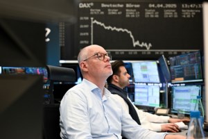 Καμπανάκι από την Goldman Sachs: Στο 45% οι πιθανότητες για ύφεση στις ΗΠΑ