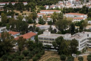 Κορονοϊός: "Βράζει" η Θεσσαλονίκη με 606 νέα κρούσματα - Αισθητή πτώση στην Αττική - εικόνα 2