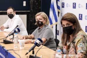 Τα νέα όπλα στη μάχη κατά του κορονοϊού: Μονοκλωνικά και χάπι Merck έρχονται μέσα στον Νοέμβριο