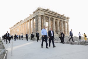 Συνάντηση Μητσοτάκη - Σολτς: Στο τραπέζι η τουρκική προκλητικότητα - Τι συζήτησαν στο Μαξίμου - εικόνα 4