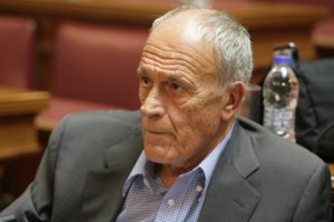 Μανιφέστο Λοβέρδου για την ηγεσία του ΚΙΝΑΛ: Το ΠΑΣΟΚ πρέπει να γίνει και πάλι δύναμη εξουσίας