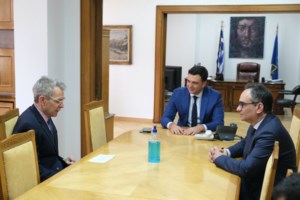 Κορονοϊός: Δωρεά υγειονομικού υλικού στην ΕΛ.ΑΣ από την πρεσβεία των ΗΠΑ [εικόνες] - εικόνα 2