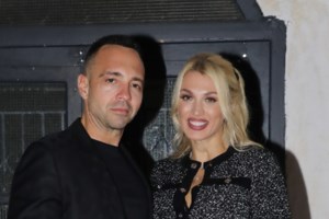 Κωνσταντίνα Σπυροπούλου: Έγκυος με total black athletic look στην Αθήνα - Με κολάν, αθλητική ζακέτα και Hermes τσάντα - εικόνα 5