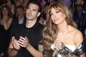 Ατύχημα για την Ελένη Φουρέιρα - Έσπασε το δόντι της πάνω στη σκηνή [εικόνα] - εικόνα 2