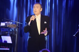 Άντζελα Γκερέκου - Τόλης Βοσκόπουλος: "Ανοίγουν" το κλασικό σπίτι τους [εικόνες]