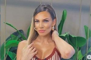 Ιωάννα Μαλέσκου: Η εντυπωσιακή φωτογραφία με μαγιό λίγο πριν αποχαιρετήσει την Κρήτη